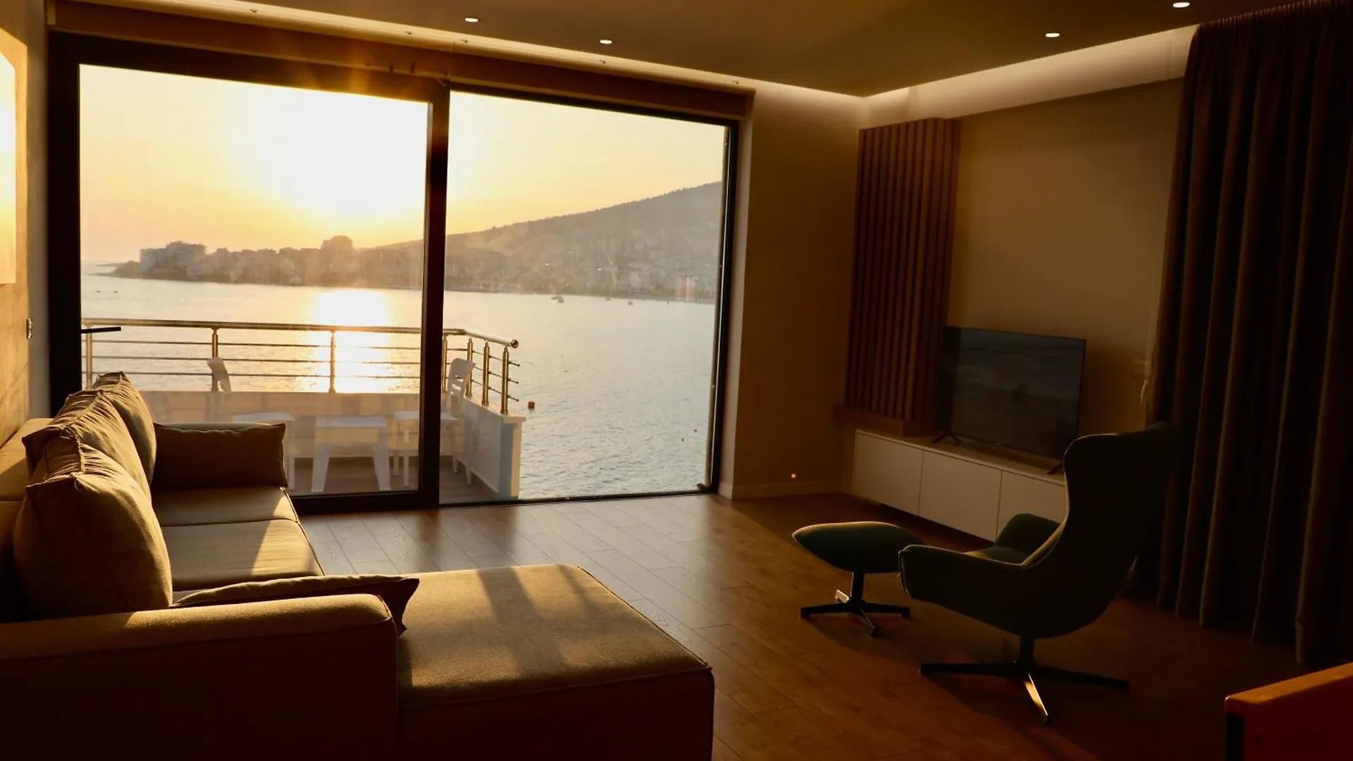 Nk Residence Sarandë 0*,  Albanien