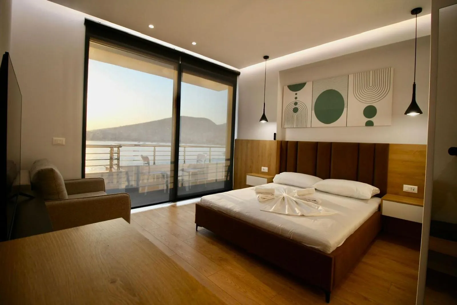 Nk Residence Sarandë 0*,